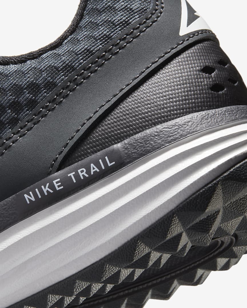 Nike Juniper Trail